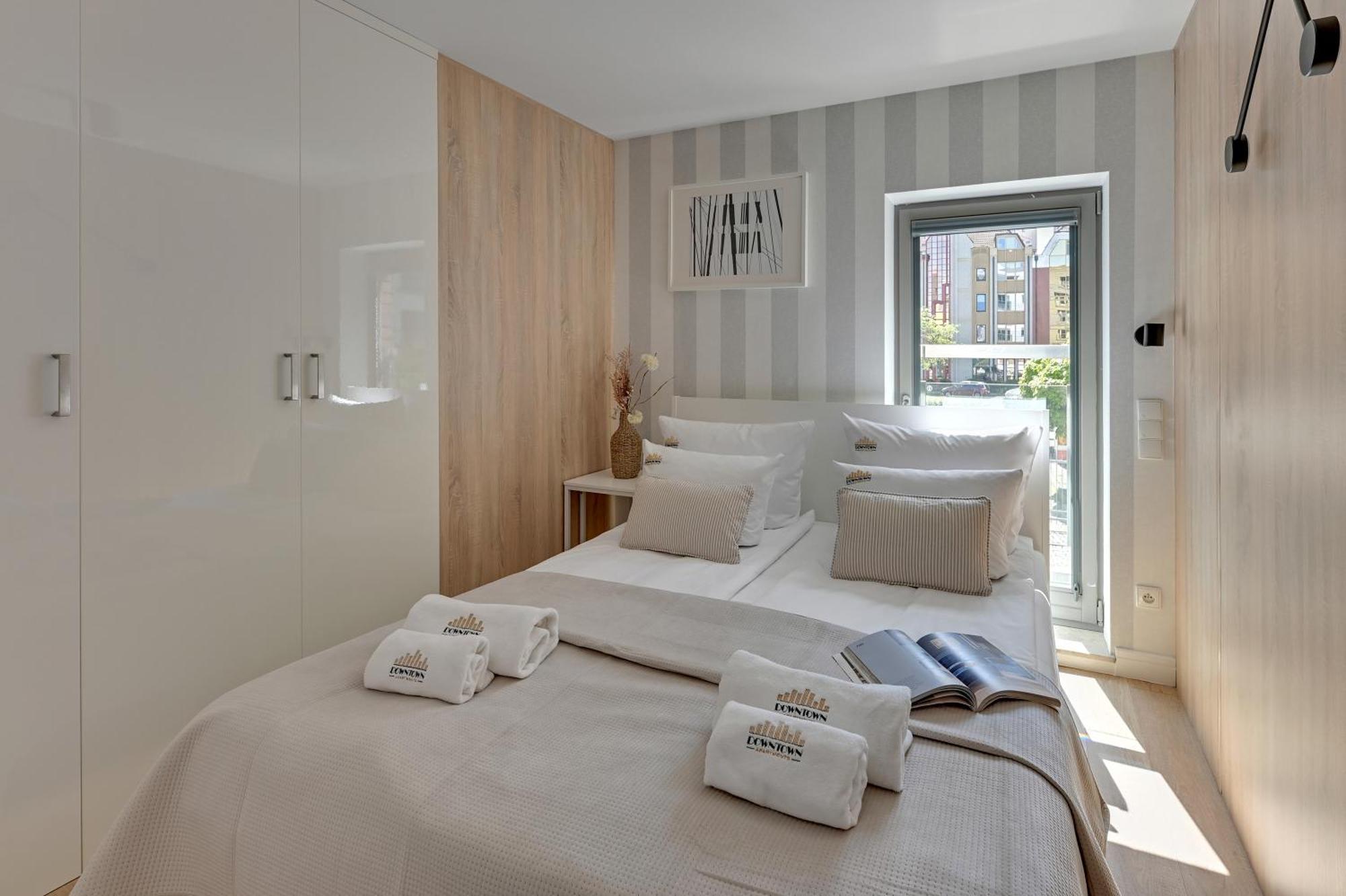 Waterlane Riverside Spa, Pool & Gym By Downtown Apartments Гданськ Номер фото